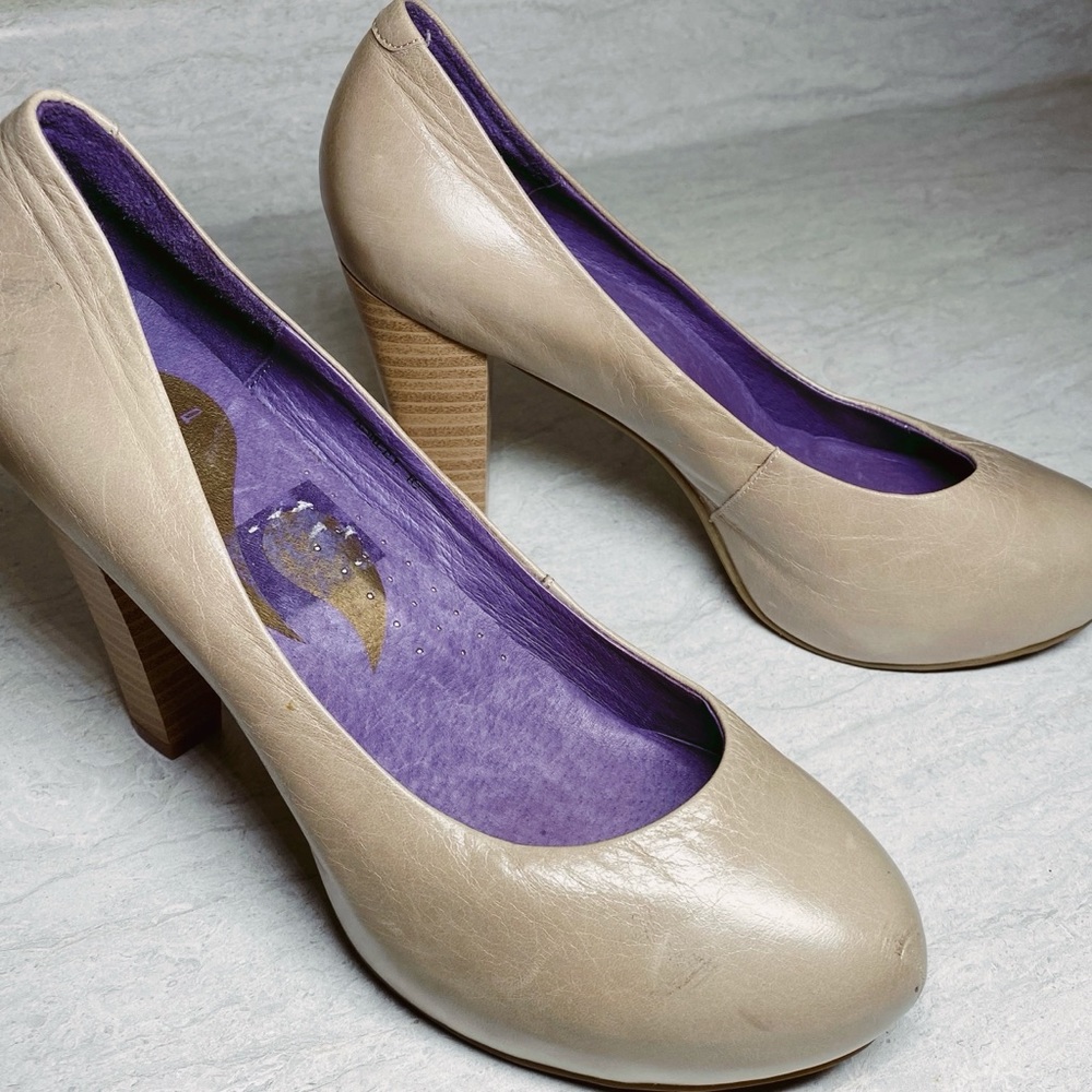 JUMP Nude Platform Pumps 40 | 10